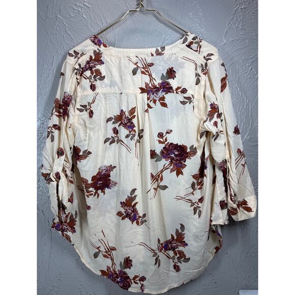 Torrid Harper Womens Peach Floral Button Front 3/4 Sleeve Blouse Size 00 - Picture 2 of 5